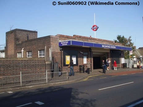 Becontree Tube Station