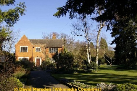 Cheslyn House & Gardens
