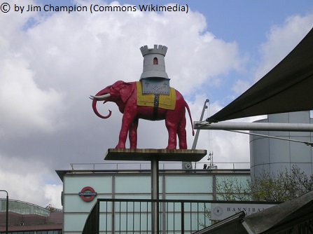 Elephant and Castle Statue