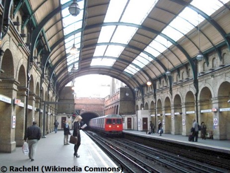 Notting Hill Gate station