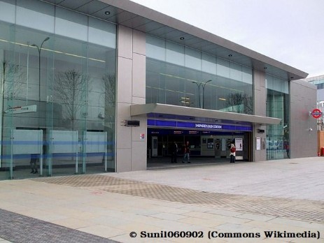 Shepherd's Bush tube stn eastern entrance